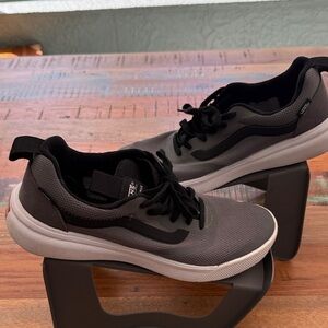 Vans UltraCush grey and black